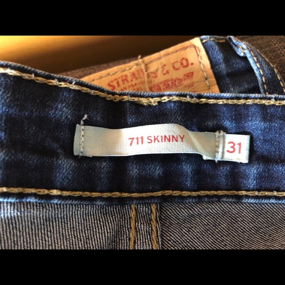 Levi Jeans - Picture 2 of 2
